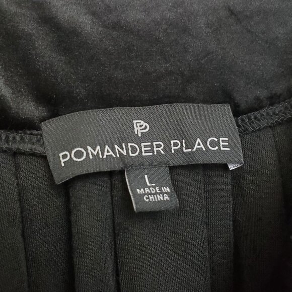 Tuckernuck Pomander Place Black Velvet Finley Flutter Sleeve top - Picture 3 of 9